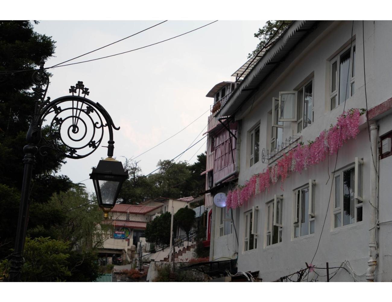 Event-First Bunkotel Mussoorie Exterior photo